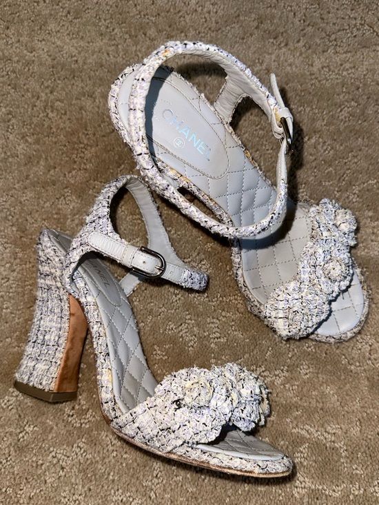 CHANEL Shoes - Chanel Purple/White Tweed Camellia Flower Sandals Size 8/38